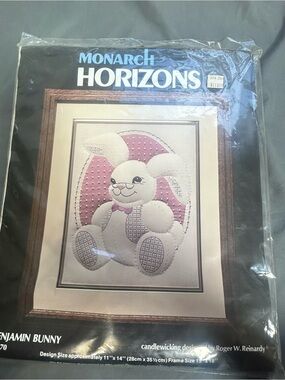 Monarch Horizons 11" x 14" Benjamin Bunny Candlewicking Kit #CR-70 Vintage 1984